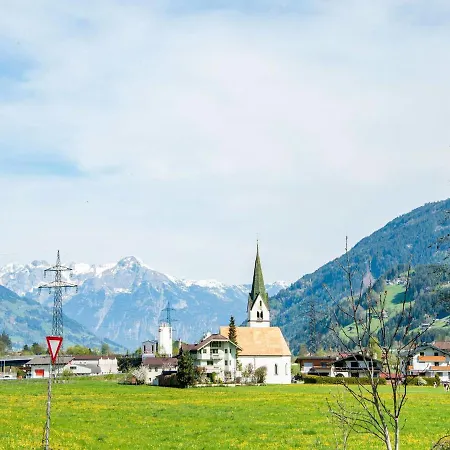 In In A Ski Area Apartment Hainzenberg